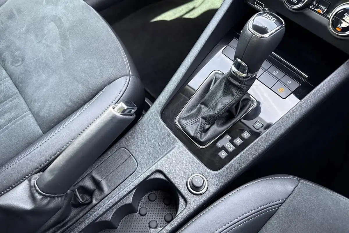 2019-skoda-octavia-20-tsi-se-l-estate-big-22