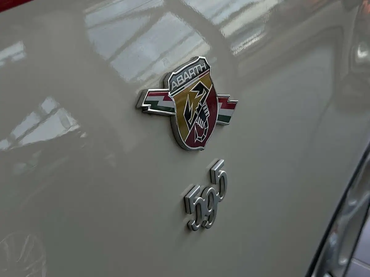 2013-fiat-500c-14-abarth-595c-competizione-auto-seq-big-61