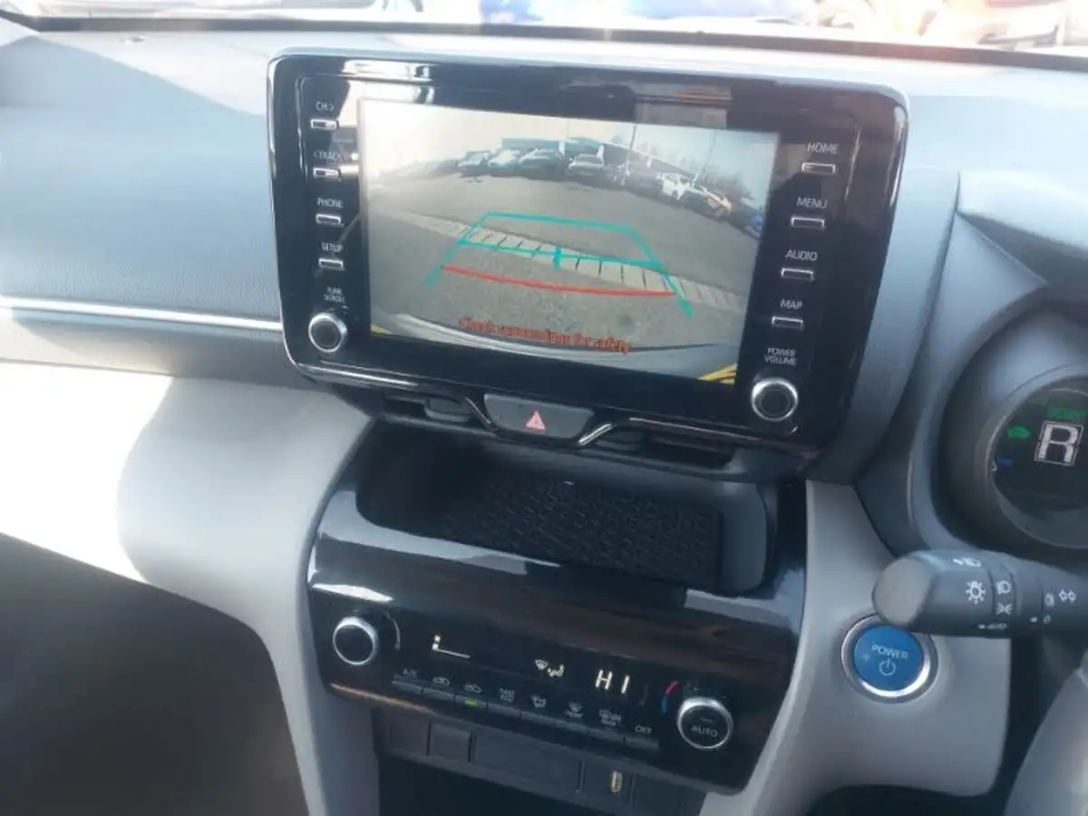 2021-toyota-yaris-cross-15-vvt-i-icon-big-13