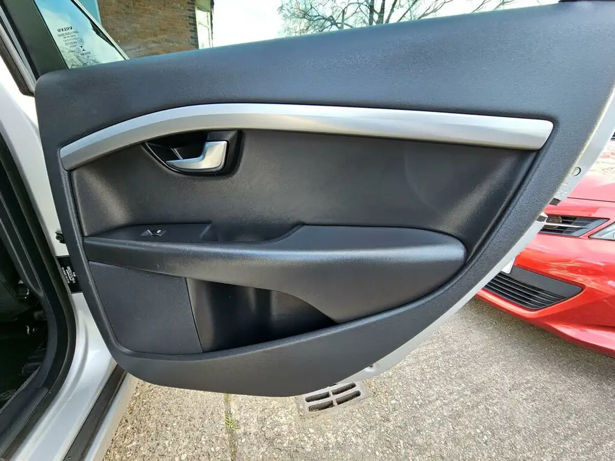 2014-volvo-v70-20td-d4-business-edition-181bhp-1969cc-big-33