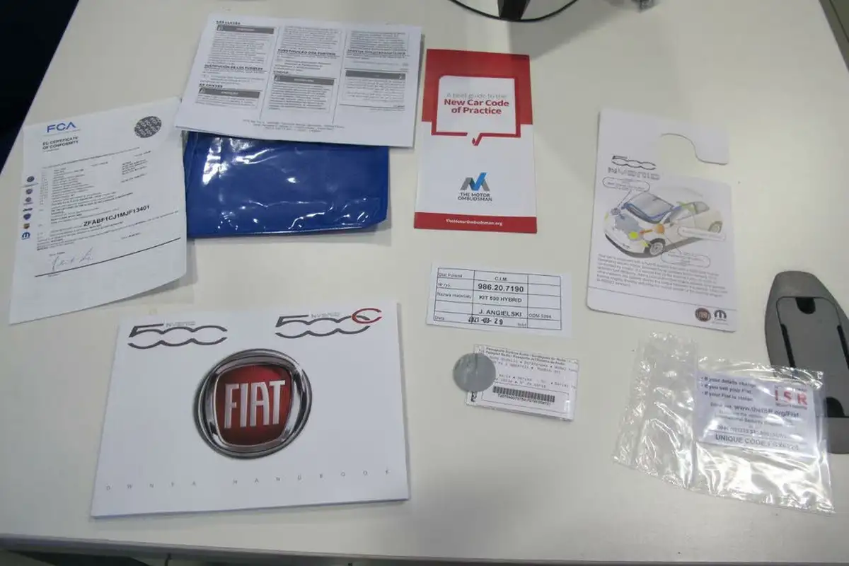 2021-fiat-500-10-dolcevita-big-57