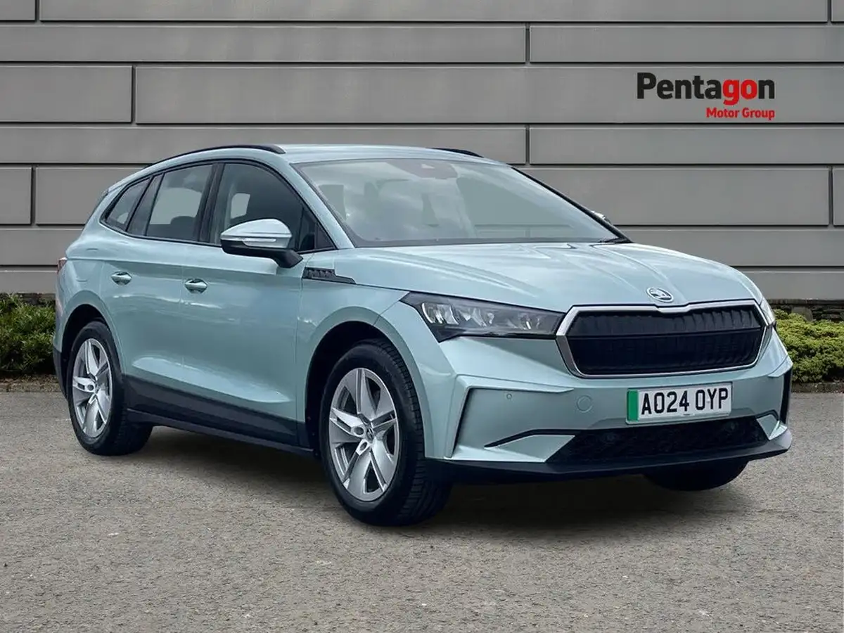 2023-skoda-enyaq-e-60-big-0