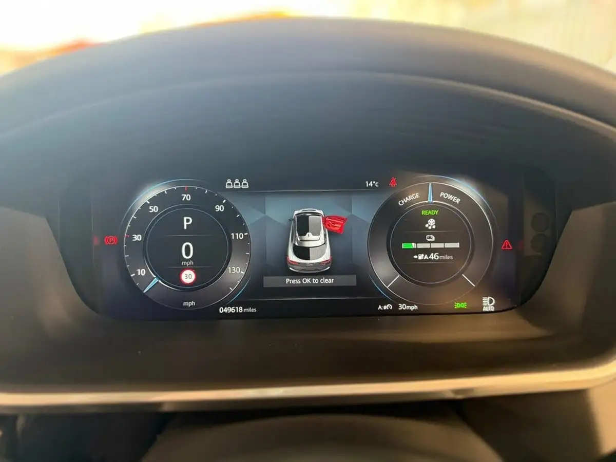 2020-jaguar-i-pace-ev400-hse-big-24