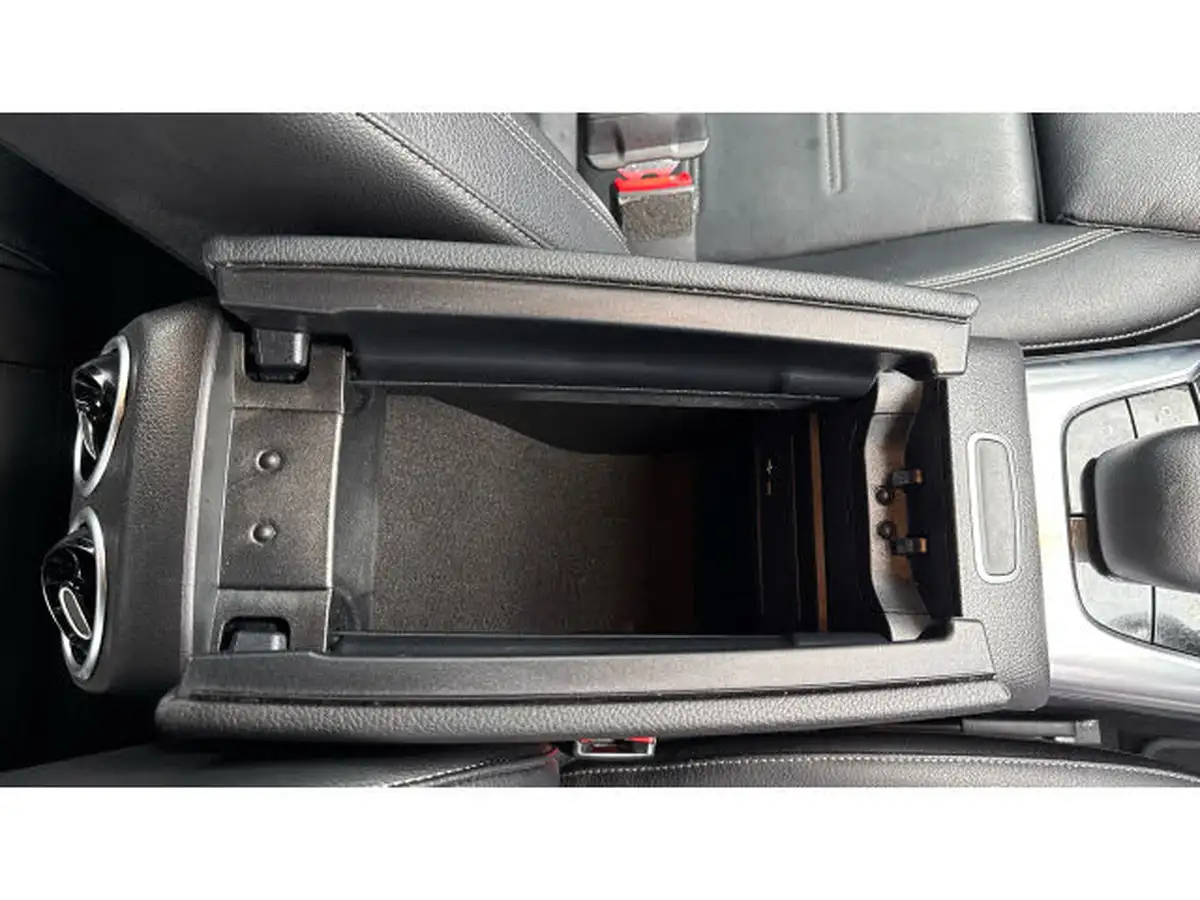 2019-mercedes-benz-a-class-20-a35-amg-premium-plus-hatchback-5d-big-38