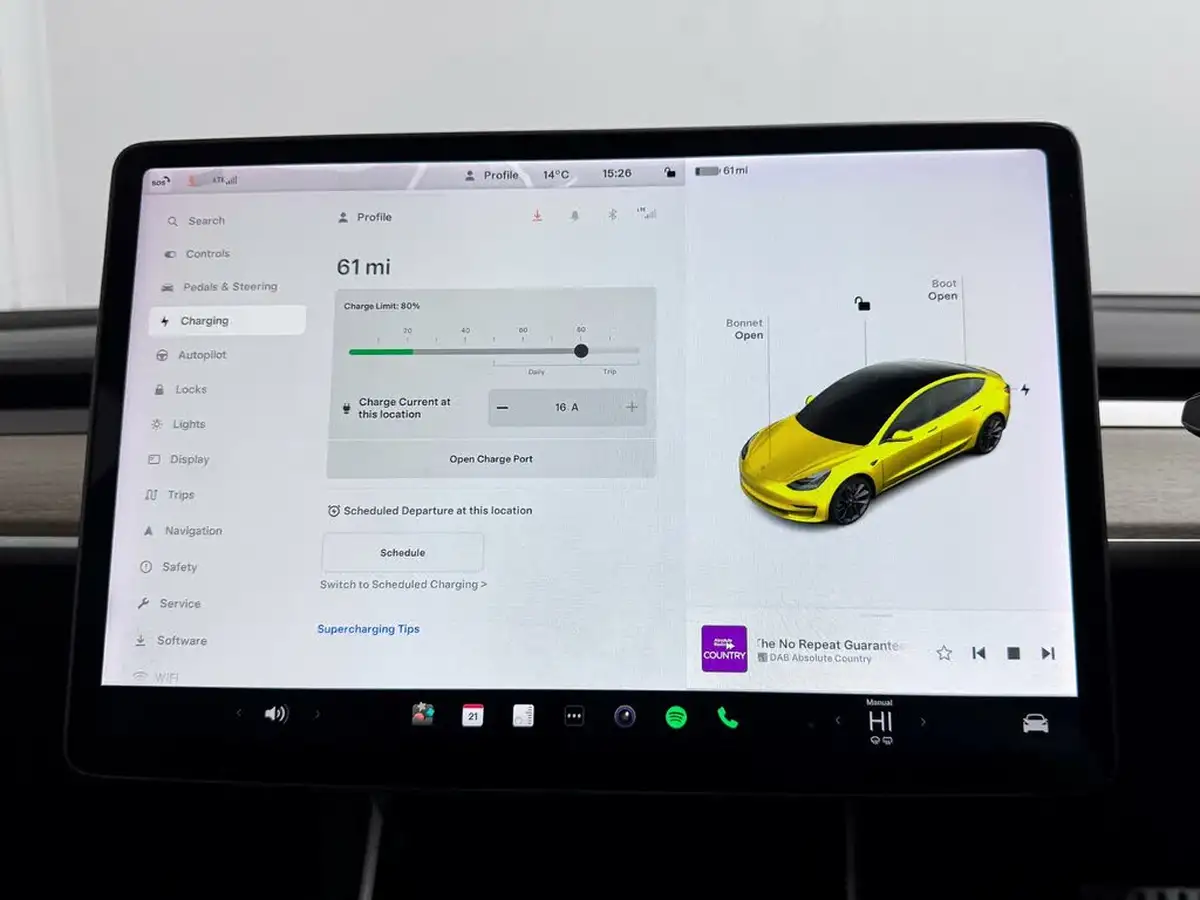 2020-tesla-model-3-e-performance-big-42