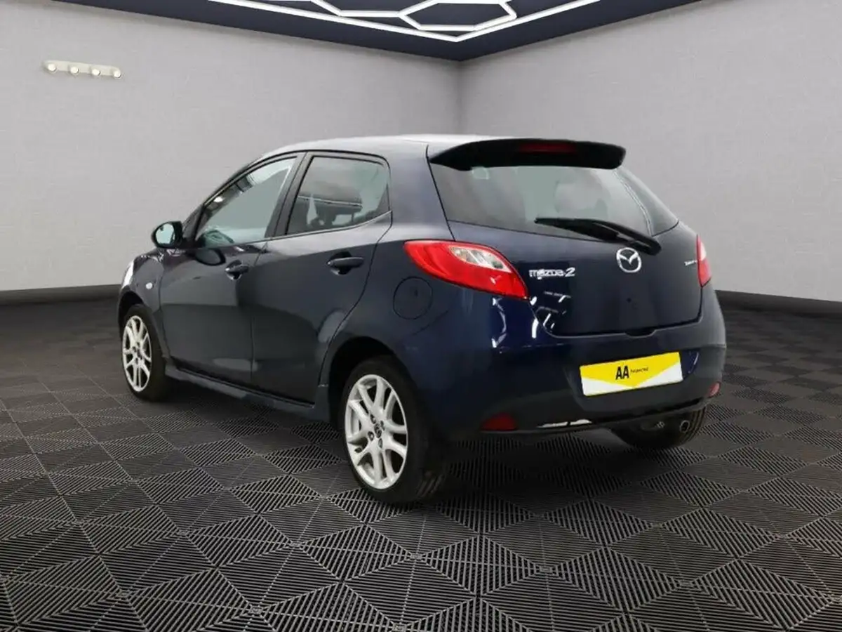 2014-mazda-mazda2-13-tamura-5d-big-3