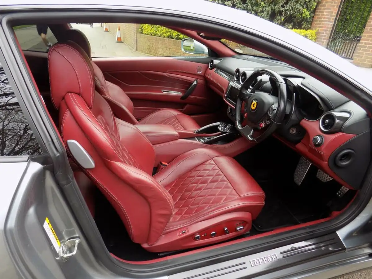2012-ferrari-ff-63-big-32