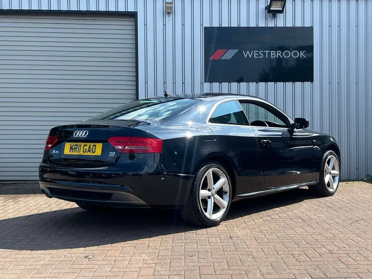 2011-audi-a5-20-tdi-s-line-big-6