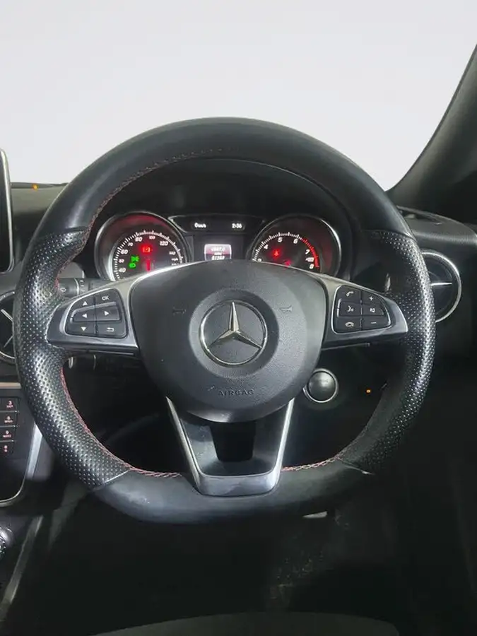 2017-mercedes-benz-cla-16-cla-180-amg-line-coupe-4d-big-16