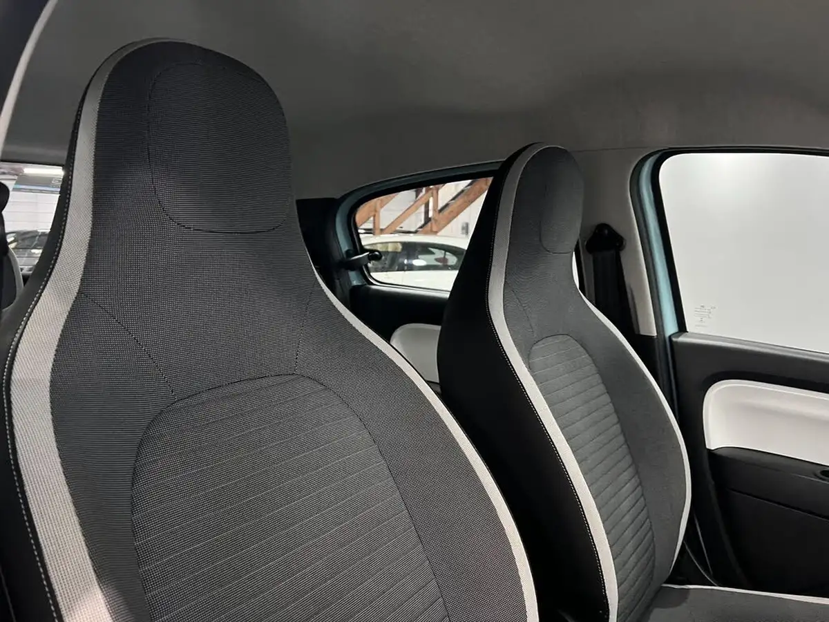 2015-renault-twingo-09-tce-dynamique-energy-ss-big-26