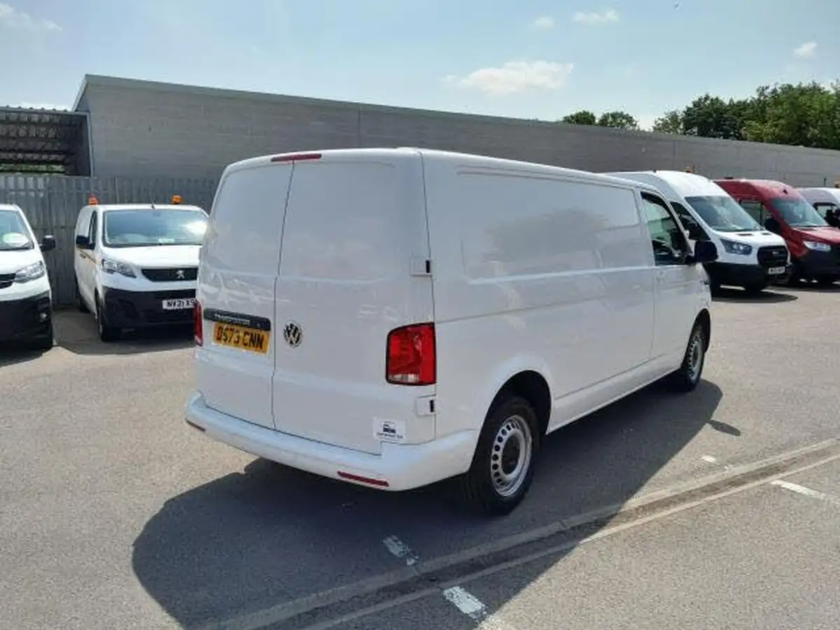 2023-volkswagen-transporter-20tdi-t32-startline-bmt-lwb-150pseu6d-panel-van-big-3