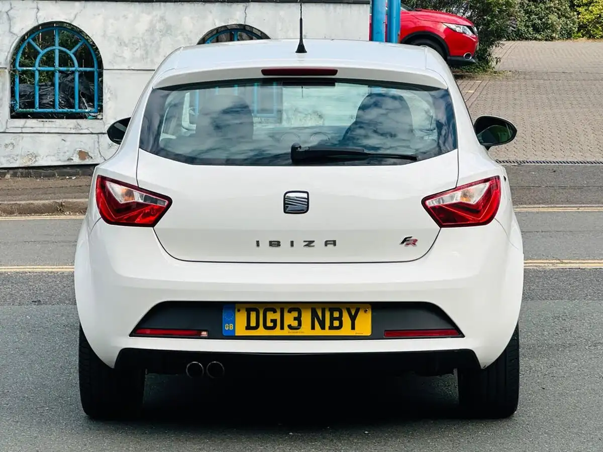 2013-seat-ibiza-20td-fr-143-cr-sportcoupe-hatchback-3d-big-14