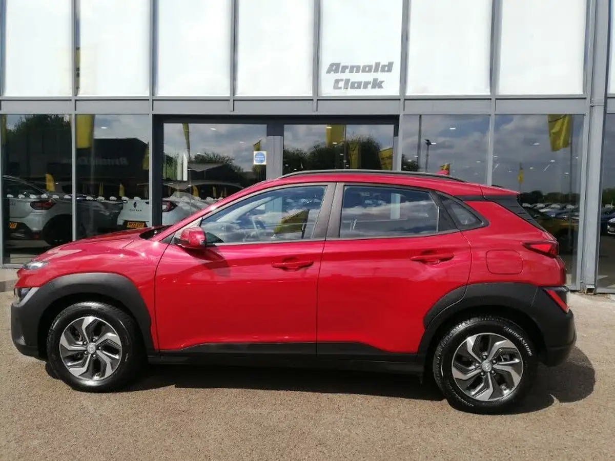 2022-hyundai-kona-16-gdi-se-connect-big-3