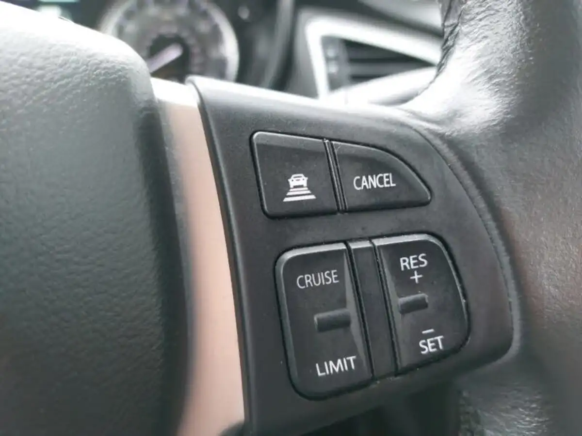 2023-suzuki-s-cross-14-boosterjet-motion-big-18