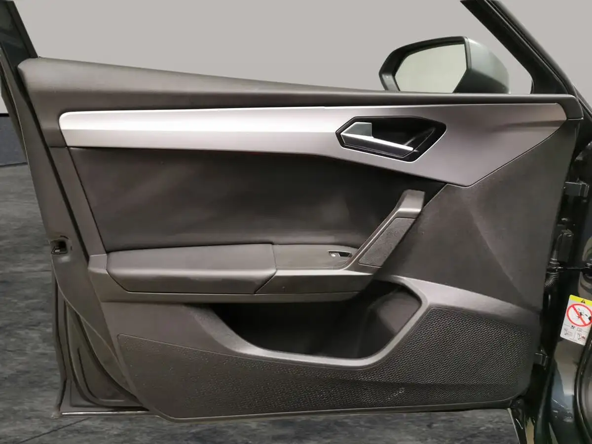 2021-seat-leon-15-tsi-evo-fr-130ps-hatchback-big-35