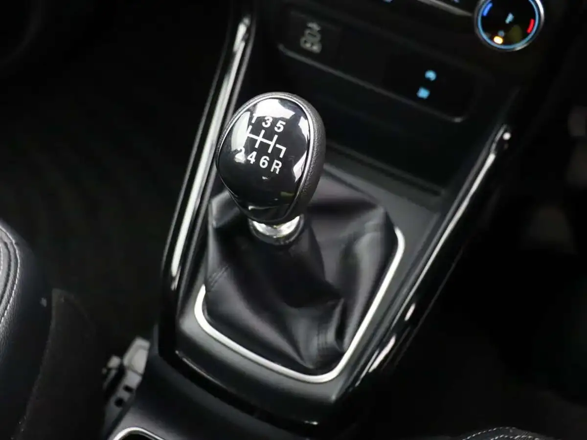 2022-ford-ecosport-10t-titanium-big-36