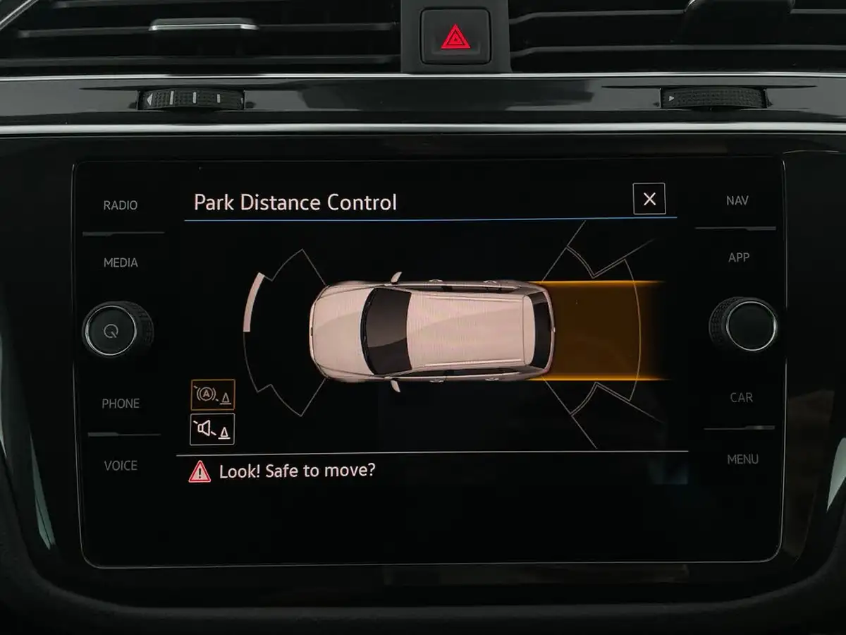 2021-volkswagen-tiguan-15-tsi-r-line-big-24