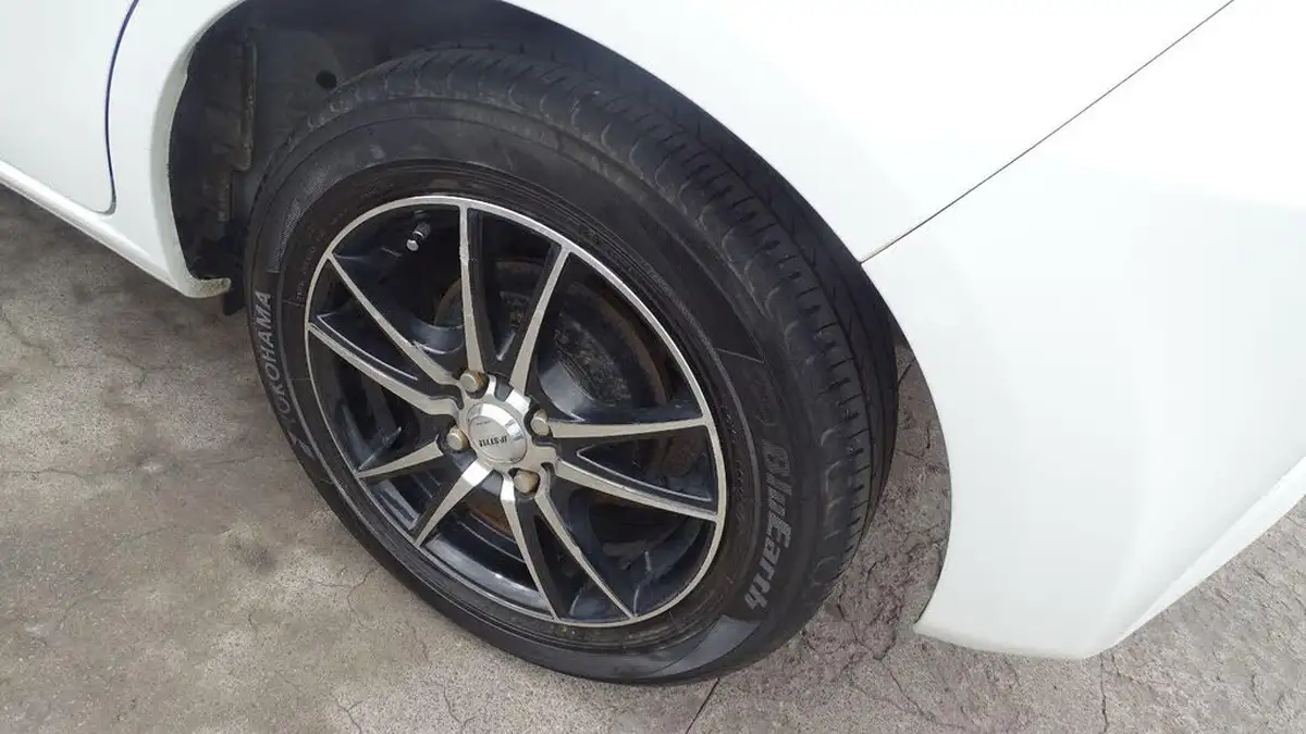 2013-honda-jazz-13-he-big-23