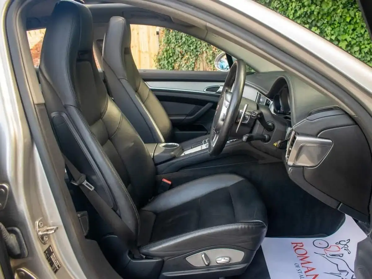 2010-porsche-panamera-36-4-big-19