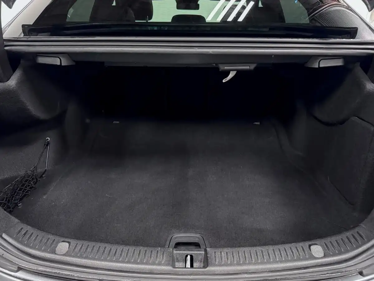 2021-mercedes-benz-e-class-20d-e220d-amg-line-night-edition-premium-plus-saloon-4d-big-11