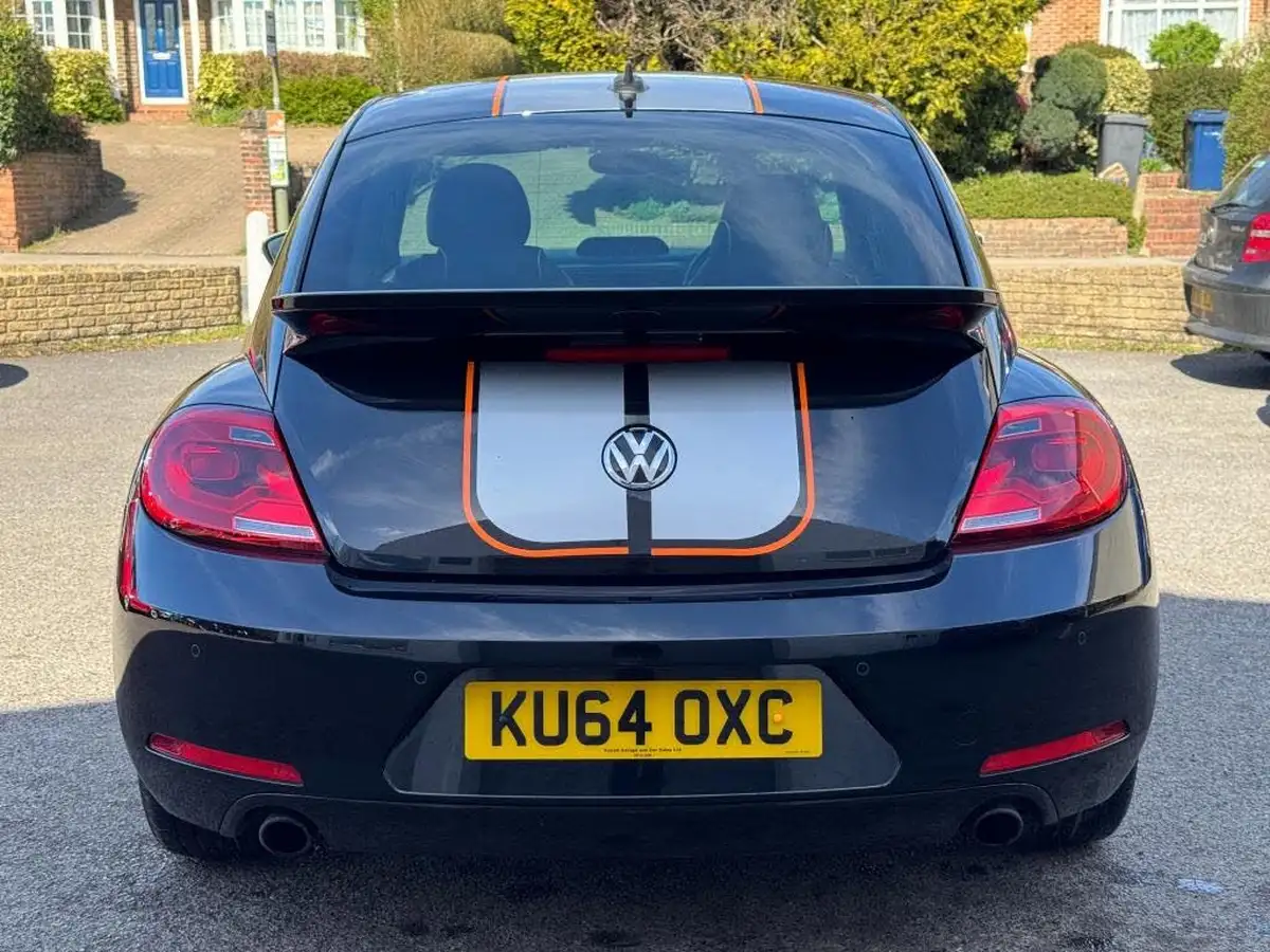 2014-volkswagen-beetle-20-turbo-silver-tsi-210ps-dsg-big-4