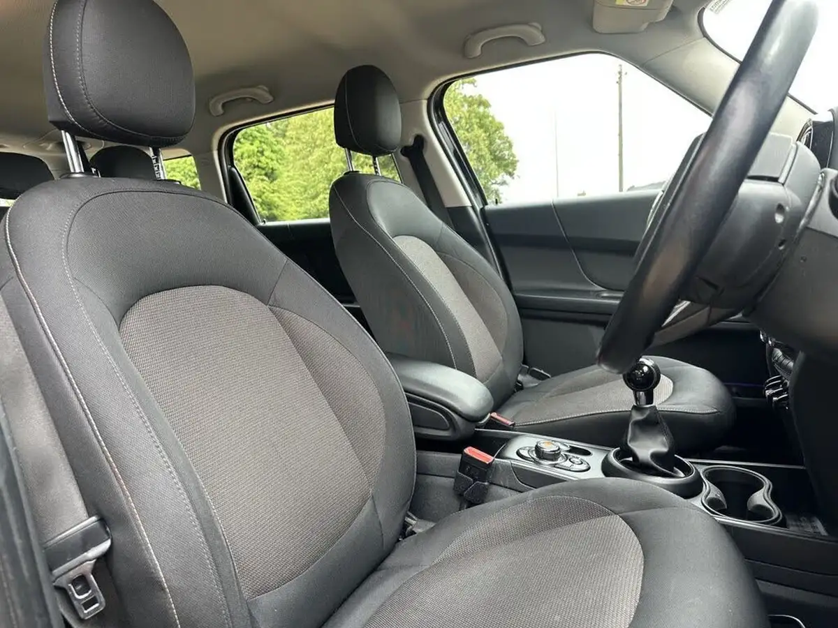 2018-mini-countryman-20td-cooper-d-sport-ss-all4-big-13