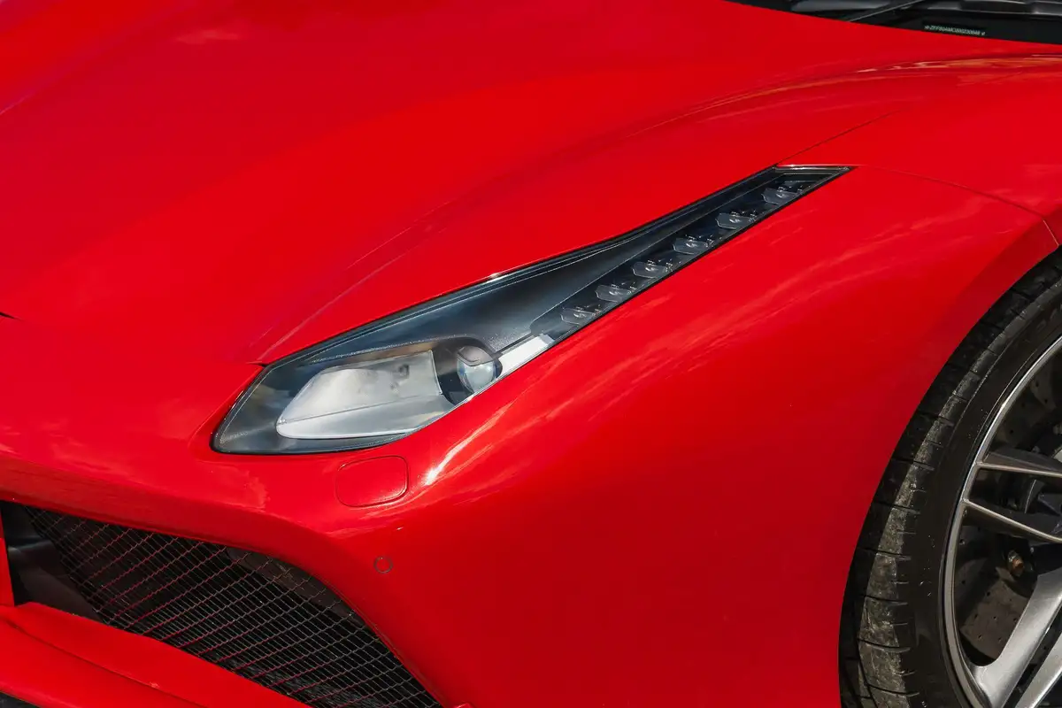 2017-ferrari-488-39-488-spider-big-6