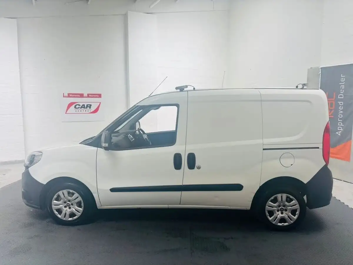 2015-fiat-doblo-cargo-13td-v-l1-refrigerated-van-big-2