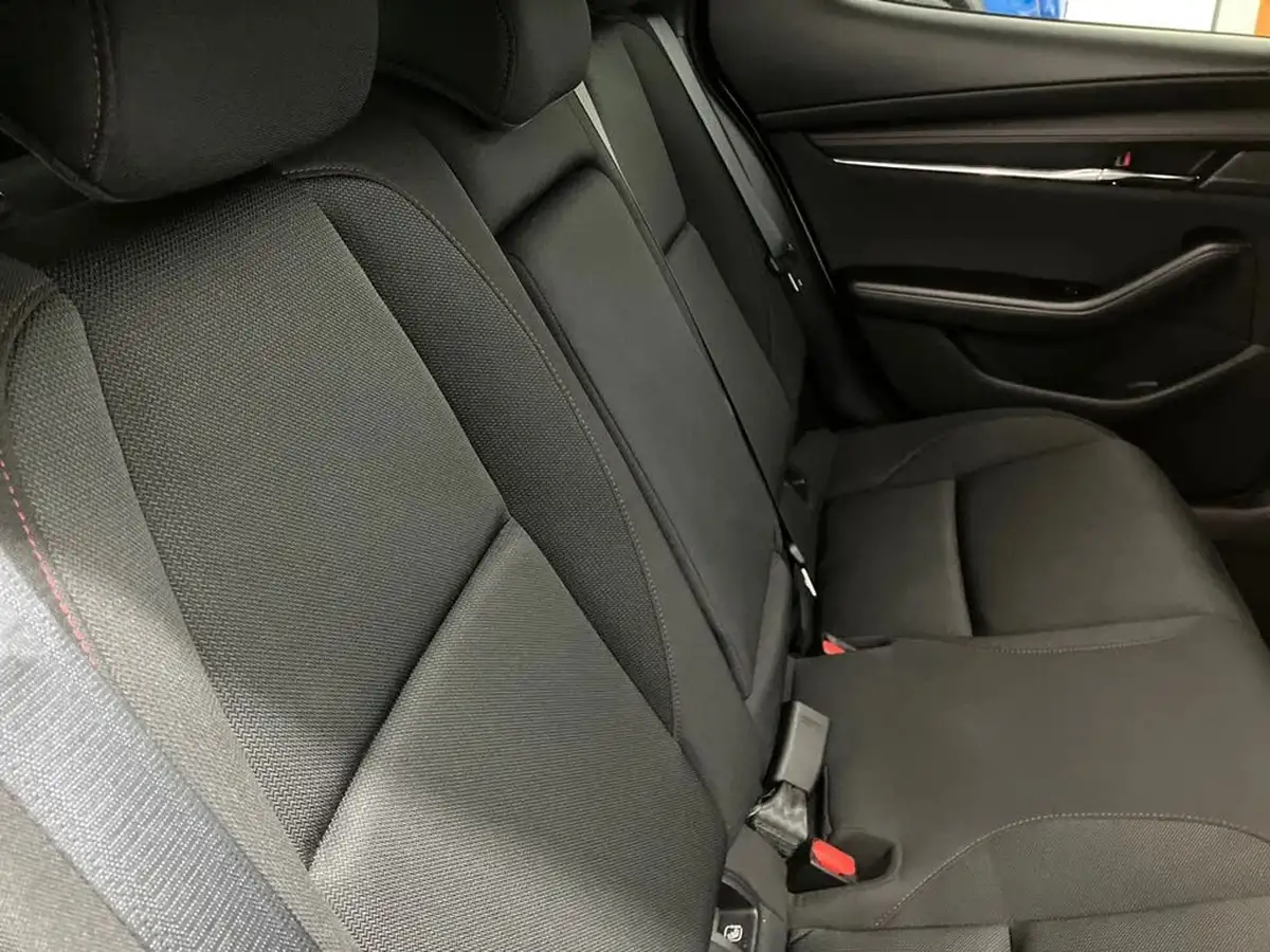 2024-mazda-mazda3-25-e-skyactiv-g-homura-big-34