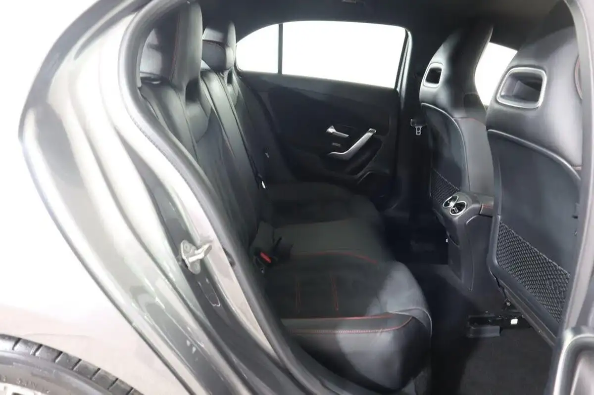 2018-mercedes-benz-a-class-13-a200-amg-line-ss-hatchback-5d-7g-dct-big-15