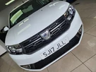 2017-dacia-sandero-15dci-laureate-small-41