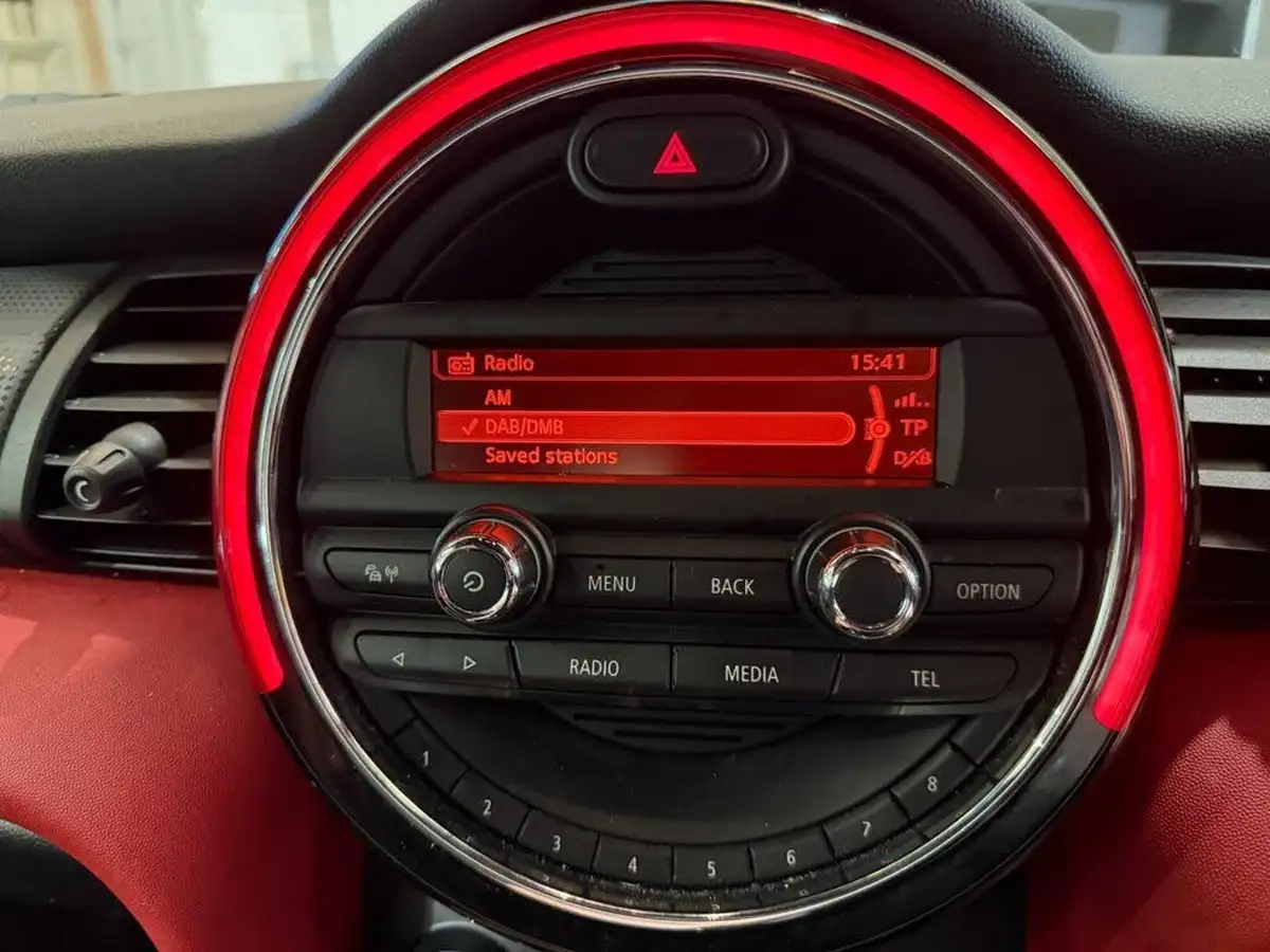 2017-mini-cooper-15-cooper-ss-hatchback-3d-auto-big-18
