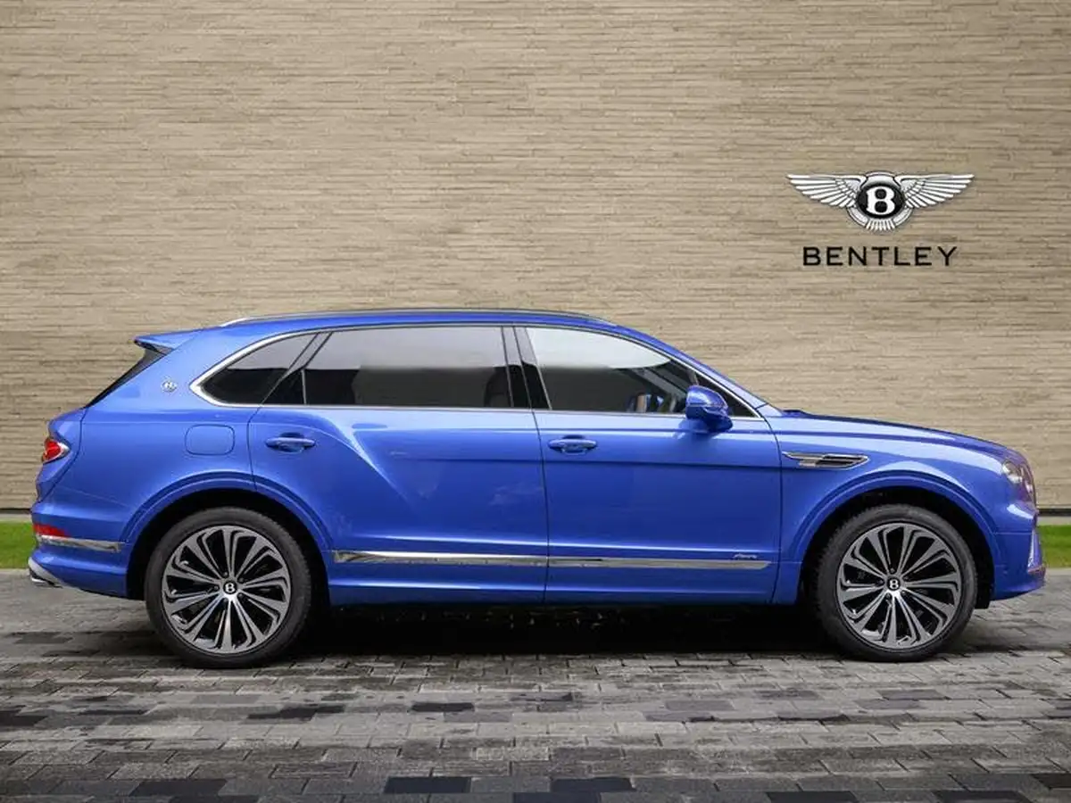 2024-bentley-bentayga-40-v8-extended-wheelbase-azure-big-4