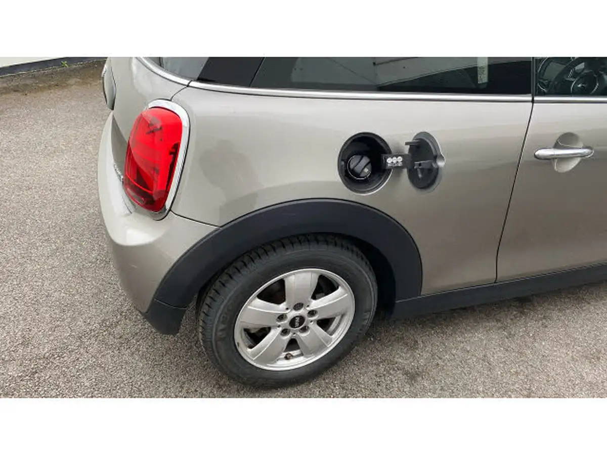 2019-mini-cooper-15-cooper-classic-hatchback-3d-auto-big-43