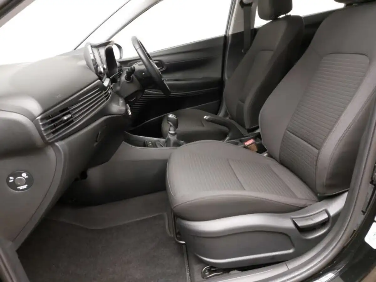 2021-hyundai-i20-10-t-gdi-element-big-4