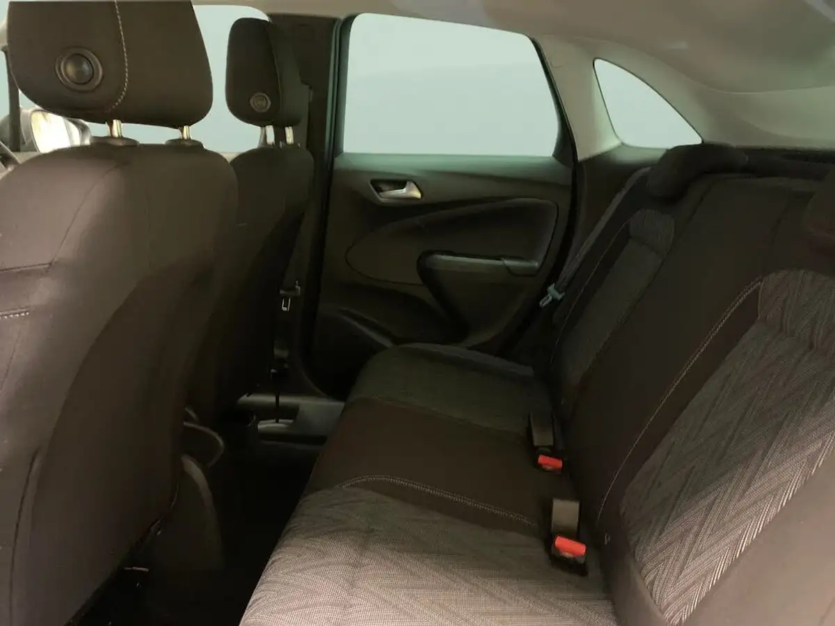 2020-vauxhall-crossland-x-12i-sri-nav-big-32