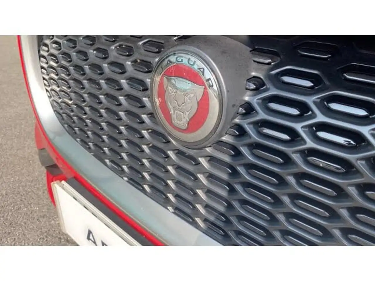 2019-jaguar-i-pace-ev400-se-big-24