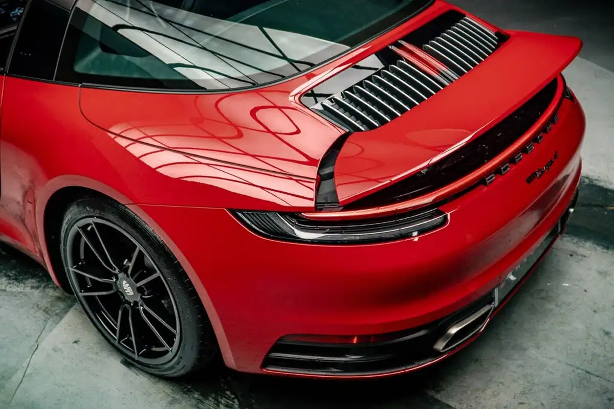 2020-porsche-911-30-targa-4-big-18