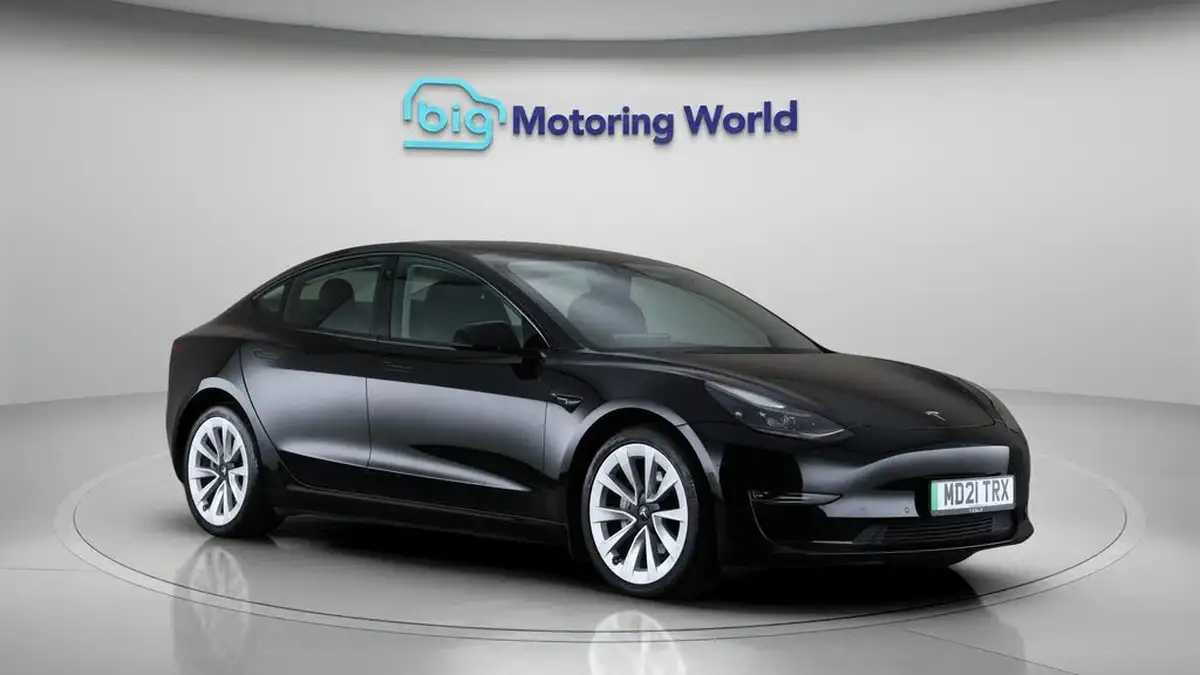 2021-tesla-model-3-e-long-range-4x4-big-1