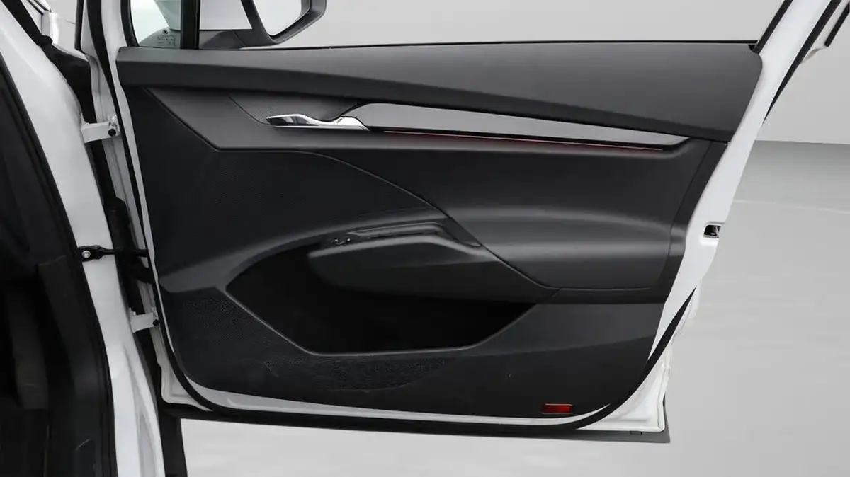 2022-skoda-enyaq-e-60-big-15