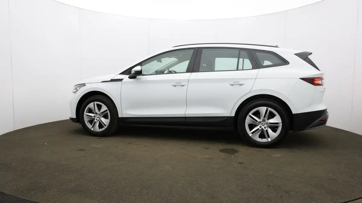 2022-skoda-enyaq-e-60-big-67
