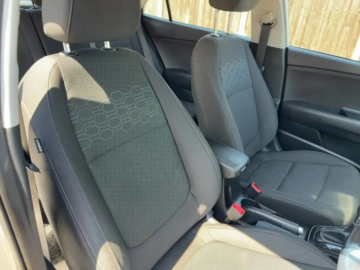 2022-kia-rio-10-t-gdi-2-dct-big-19