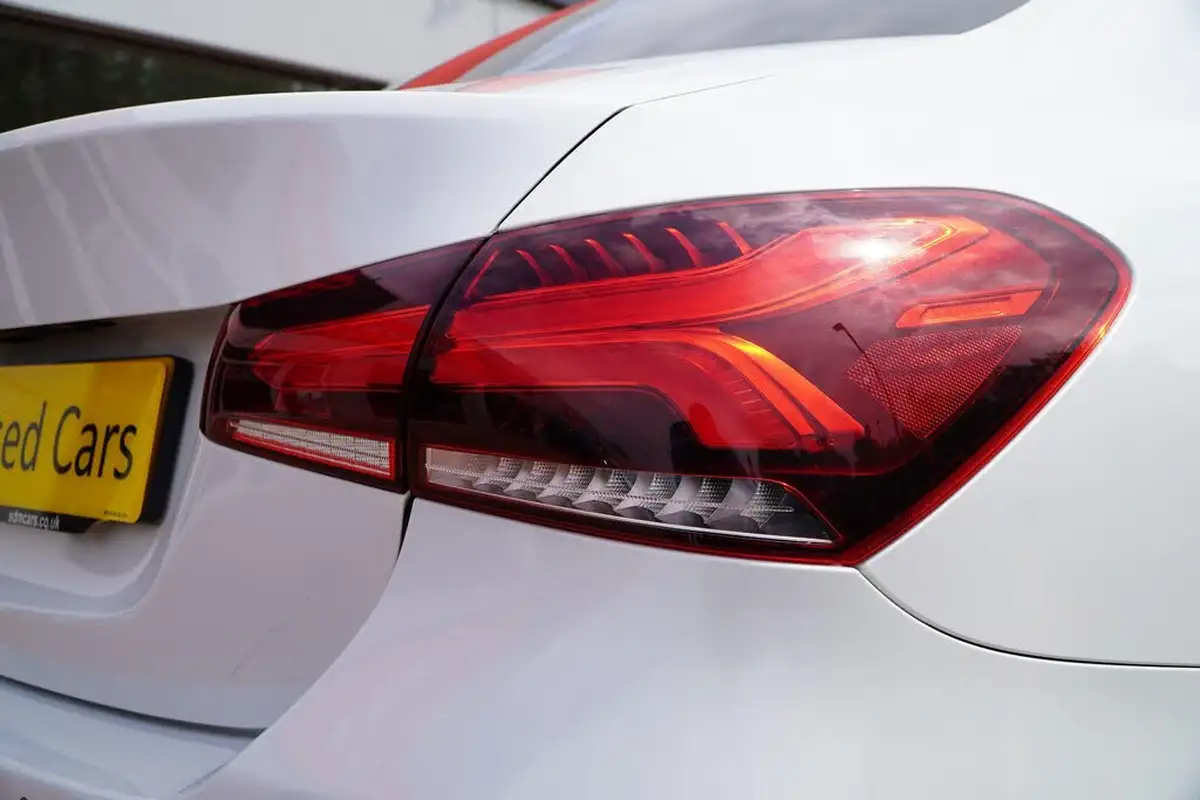 2021-mercedes-benz-a-class-13-a200-sport-executive-saloon-4d-7g-dct-big-77