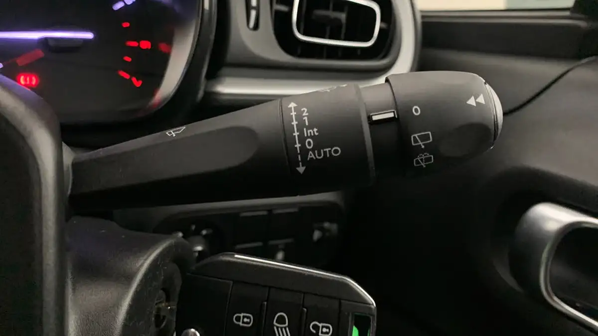2023-citroen-c3-12-puretech-c-series-edition-83ps-ss-big-33