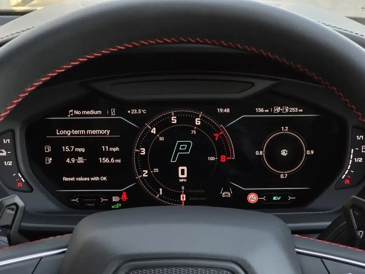 2025-lamborghini-urus-40-no-trim-big-25