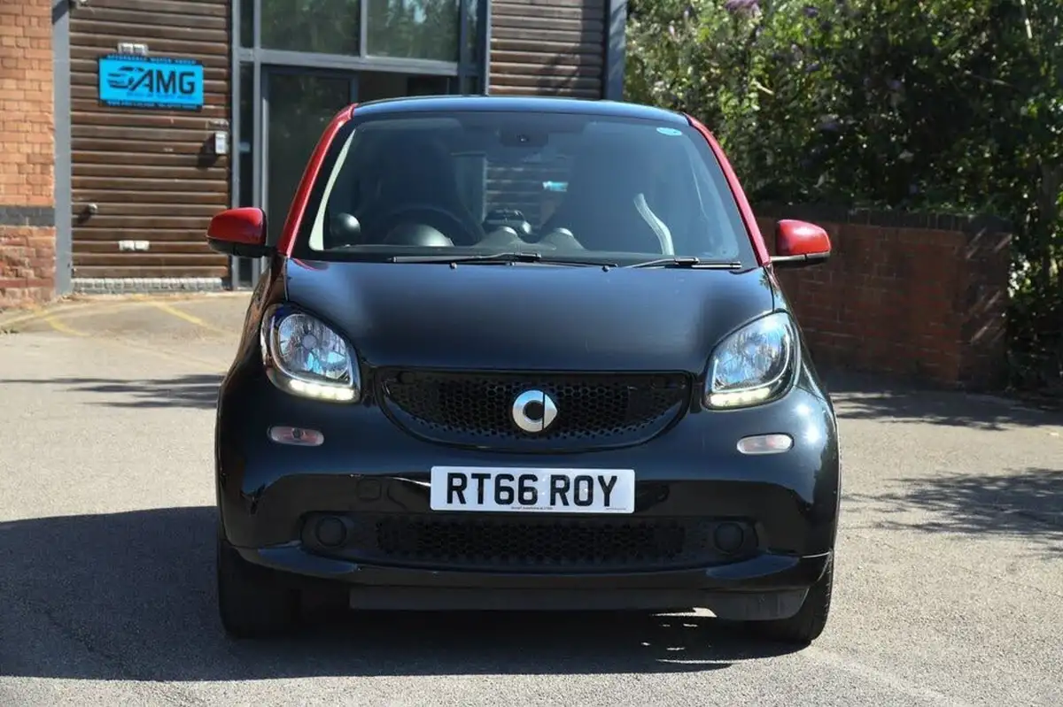 2017-smart-fortwo-10-prime-sport-71bhp-premiumss-coupe-twinamic-big-1