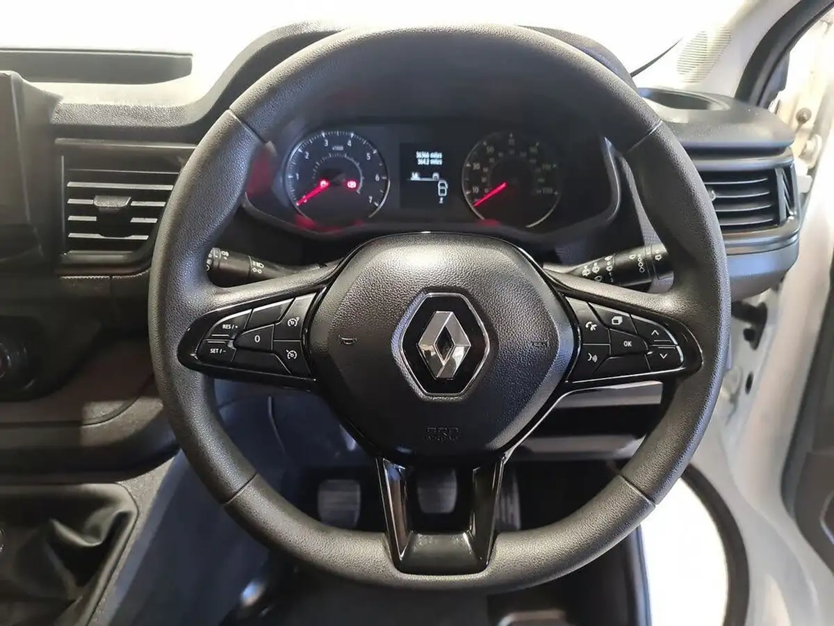 2023-renault-trafic-passenger-20-blue-dci-sl28-150-business-big-21