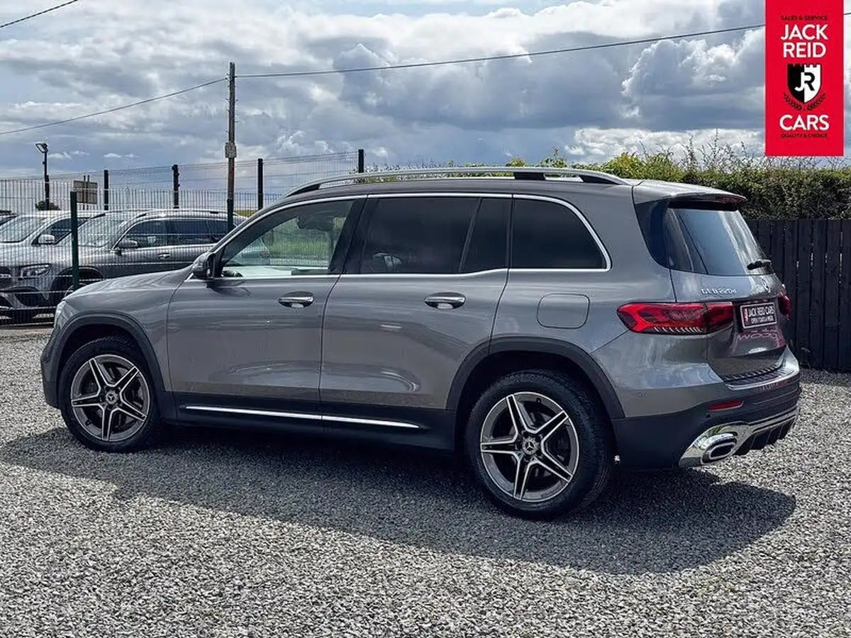 2020-mercedes-benz-glb-class-20d-glb220d-amg-line-premium-5-big-1