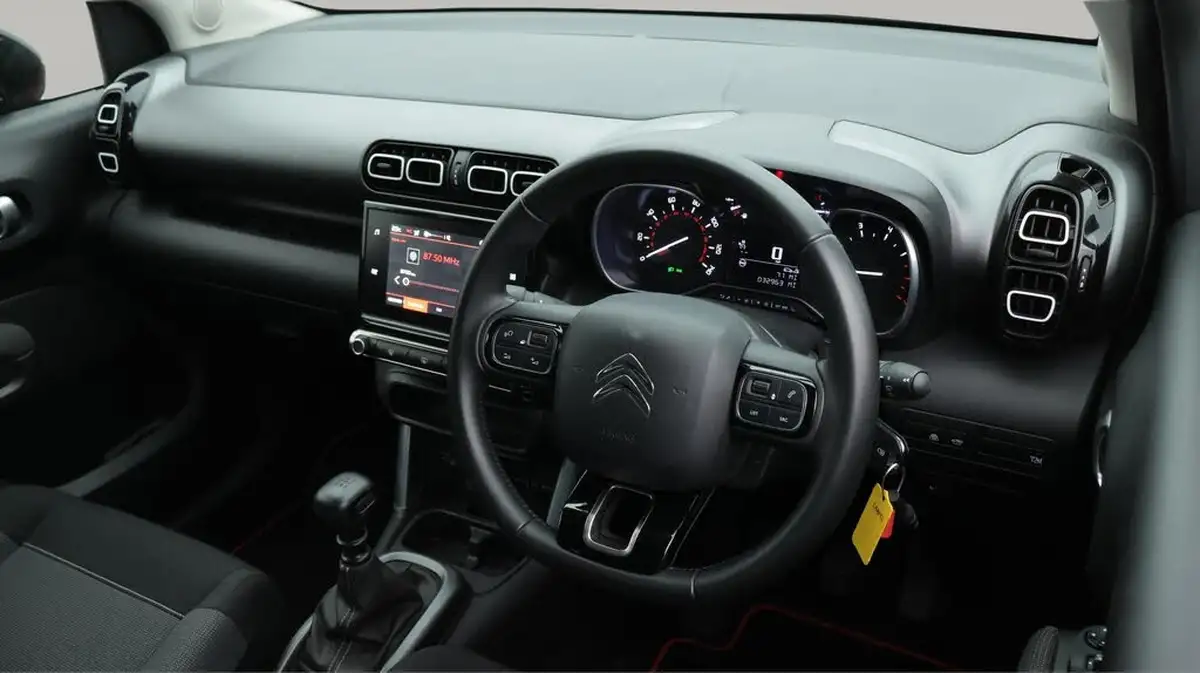 2020-citroen-c3-aircross-12-puretech-feel-110ps-ss-big-9