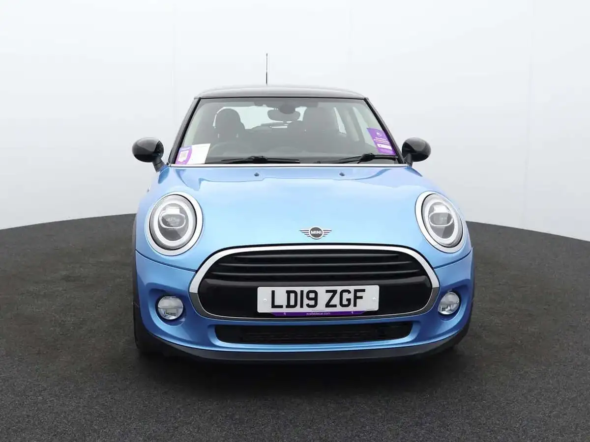 2019-mini-cooper-15-cooper-classic-hatchback-3d-big-1